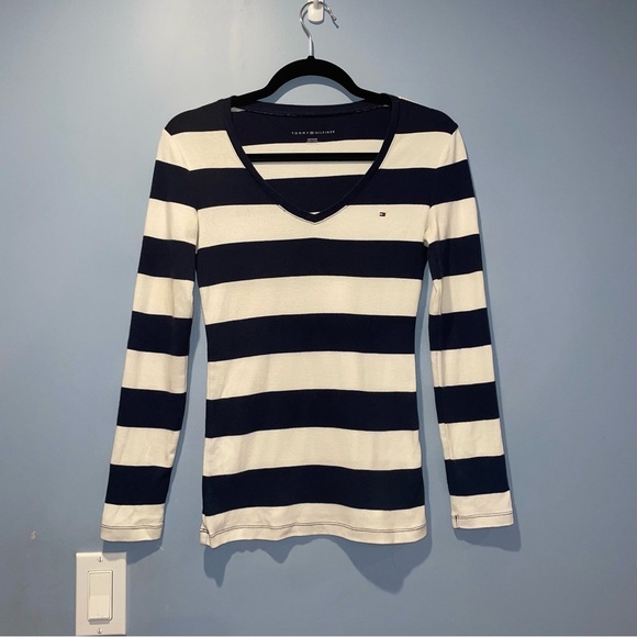 Tommy Hilfiger Tops - Tommy Hilfiger Long Sleeve Blue & White Top size XS